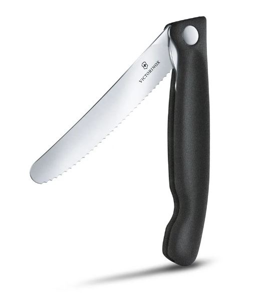 Нож Victorinox SWISS CLASSIC серрейтор черный